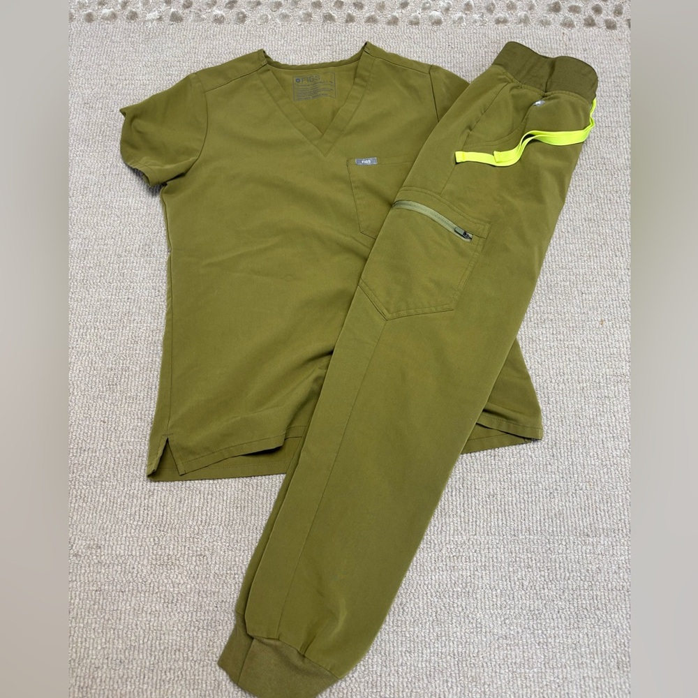 Figs Scrubs